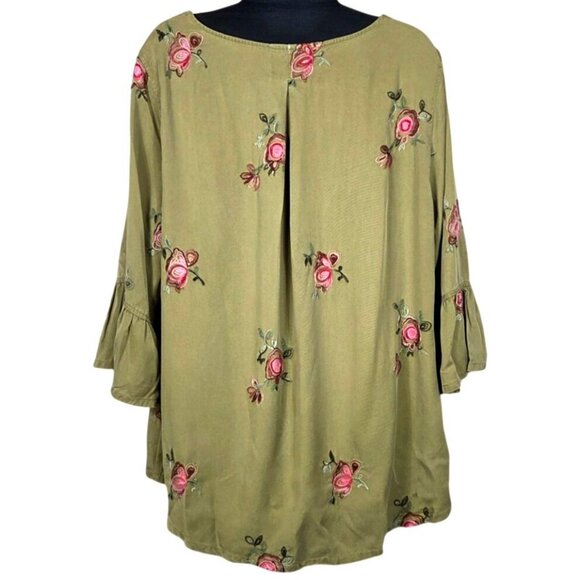 John Mark XL Green Floral Embroidered Tunic Top With Bell Sleeves - Picture 2 of 6